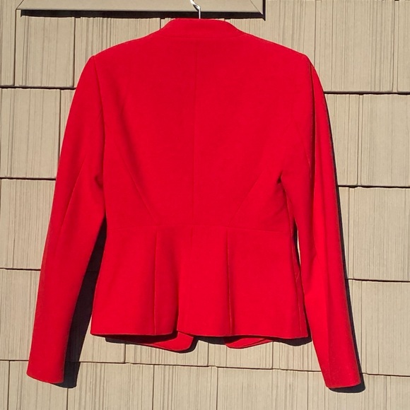 Ann Taylor blazer. Size 0 - Picture 2 of 6